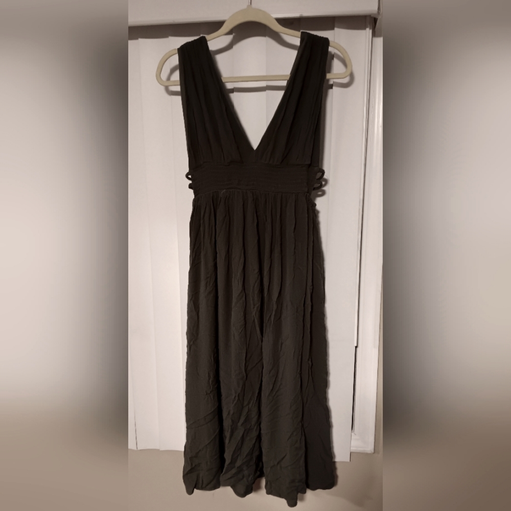 V-neck olive green dress
